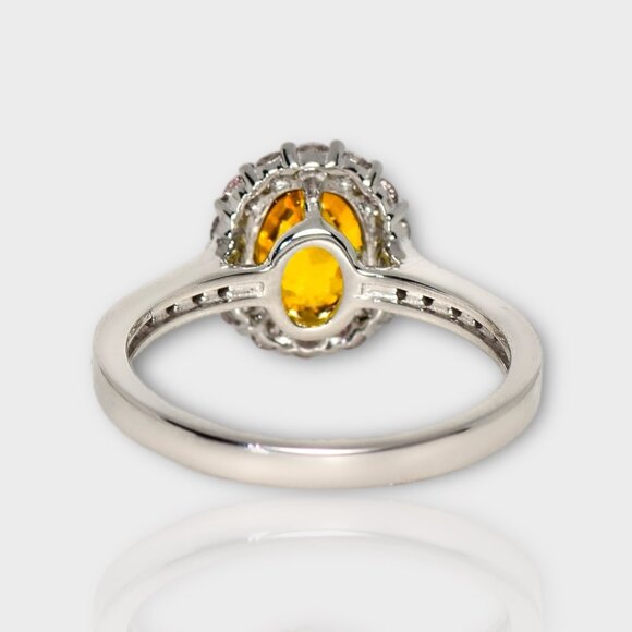 Yelloe Sphene Ring - Picture 5 of 7